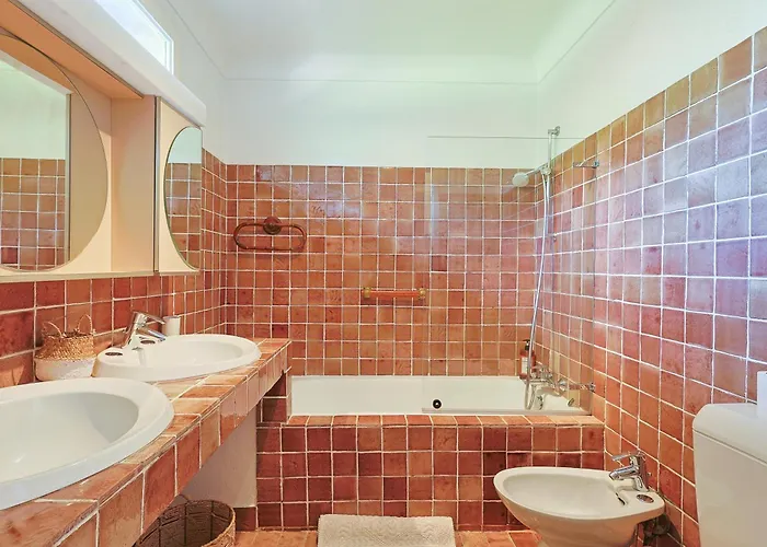 Les Vignes Basses - Tropez * Saint-Tropez